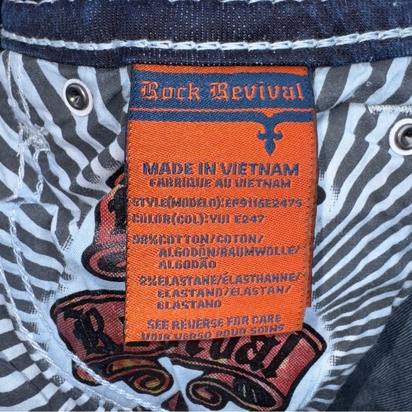 NWOT Rock Revival Women’s Yui Bootcut Jeans 26 Blue Lowrise Rhinestone - Picture 9 of 12